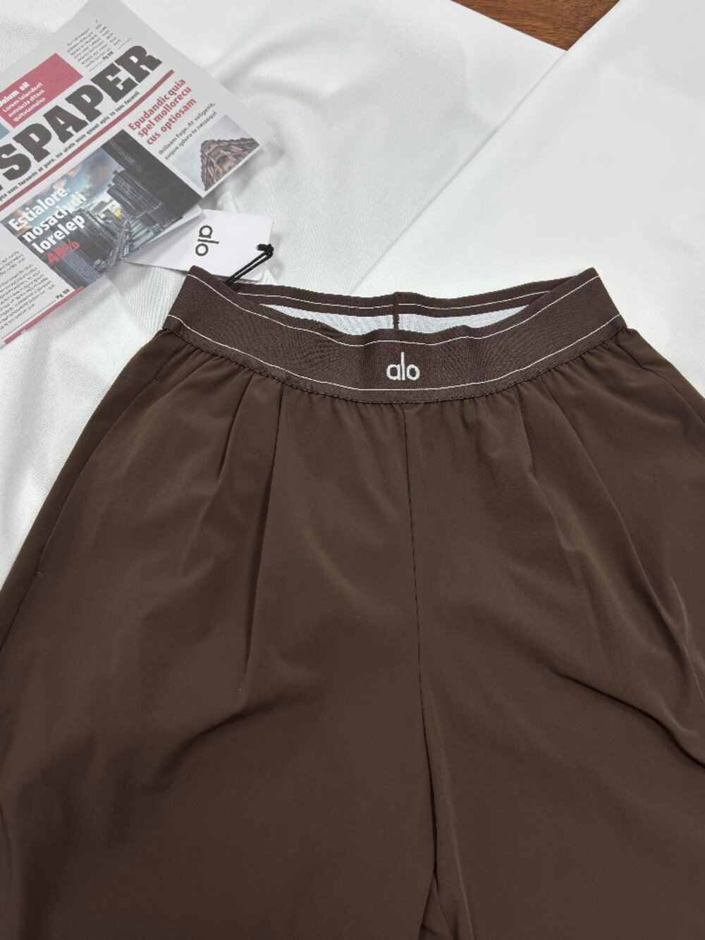 Espresso Coffee👜ALO Yoga Wide-Leg Pants (Regular 30" inseam)🤎NWT - Picture 3 of 7